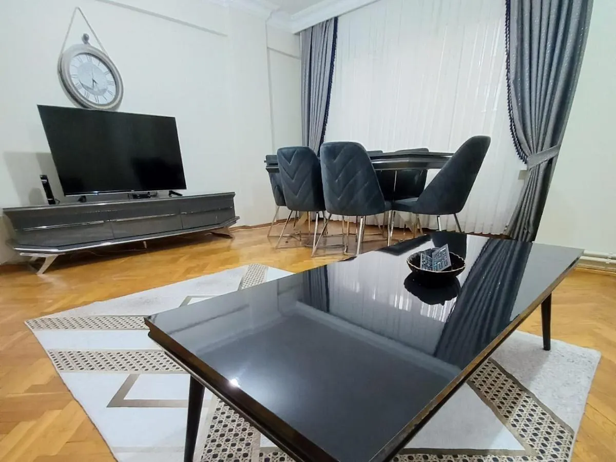 Appartement 1Er Etage Ortakoey No 3 Provincia di Provincia di Istanbul Turchia